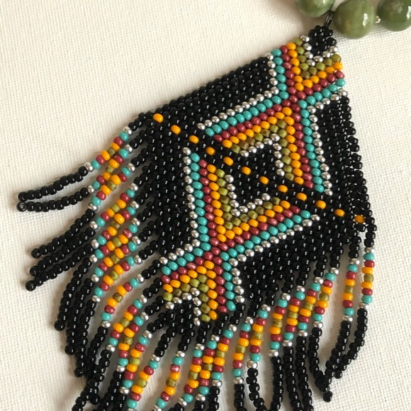 Jade and hairpipe Beaded fringed pendant, handmade choker necklace - Picture 3 of 6